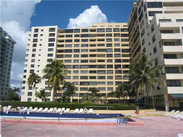 5005  COLLINS AV 725I Miami Beach 33140
