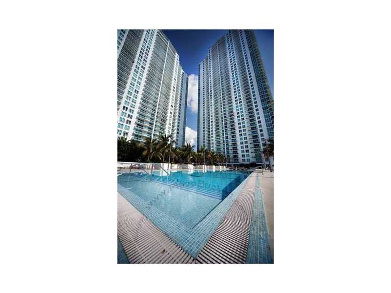 950  BRICKELL BAY DR 4408 Miami 33131
