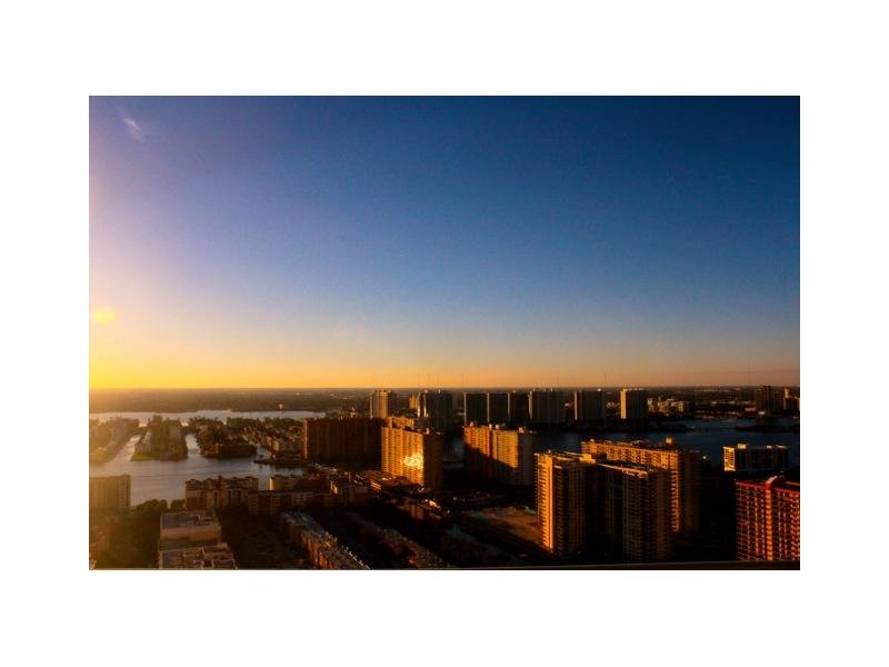 17121  COLLINS AV 3905 Sunny Isles Beach 33160
