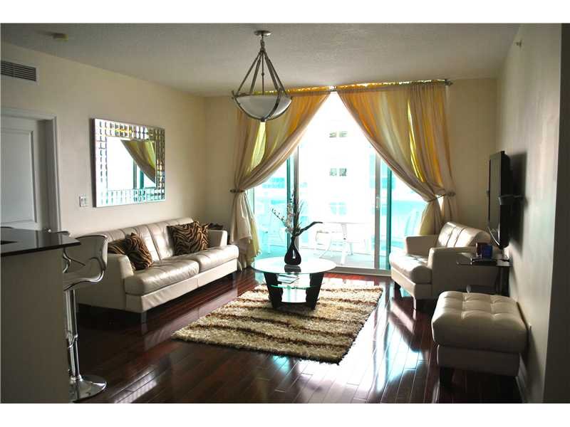 7900  HARBOR ISLAND DR 1110 North Bay Village 33141
