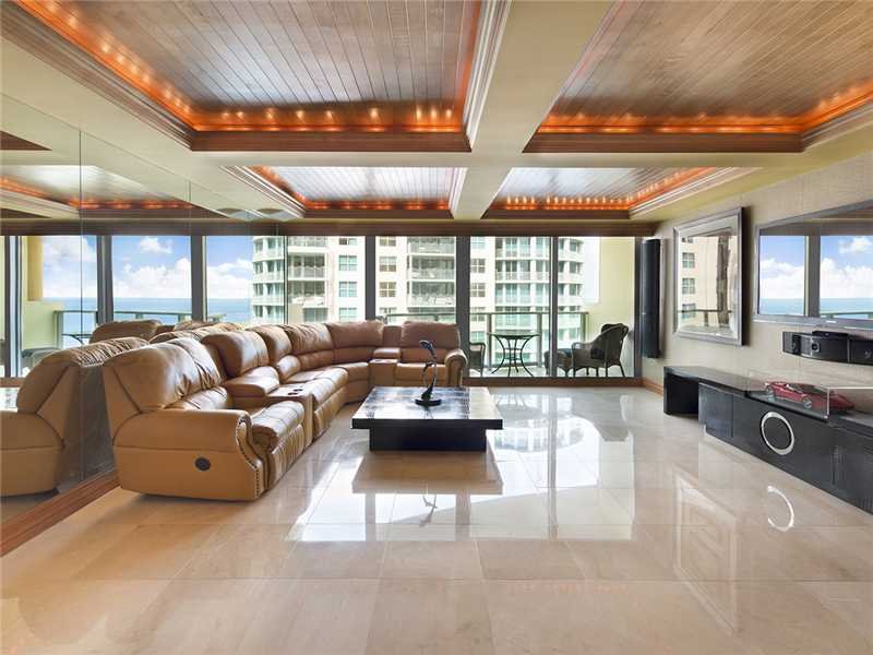 1455  OCEAN DR 1110 Miami Beach 33139

