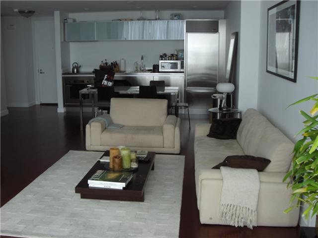 1040  BISCAYNE BL 1807 Miami 33132
