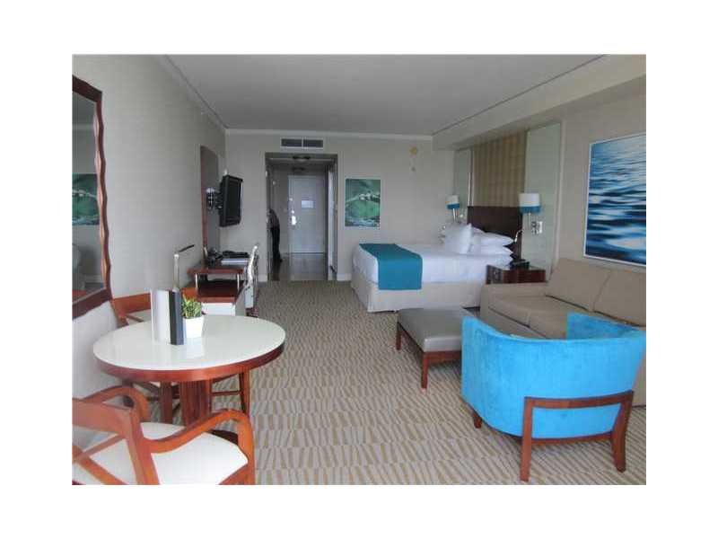 18001  COLLINS AV 1811 Sunny Isles Beach 33160
