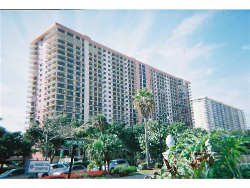 210  174 ST 403 Sunny Isles Beach 33160
