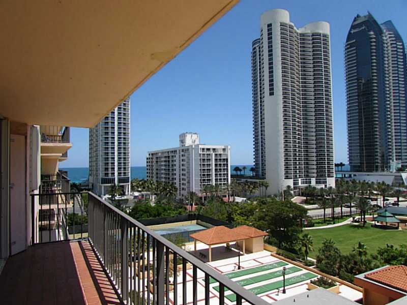 210  174 ST 904 Sunny Isles Beach 33160
