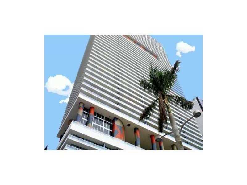 50  BISCAYNE BL 3207 Miami 33132
